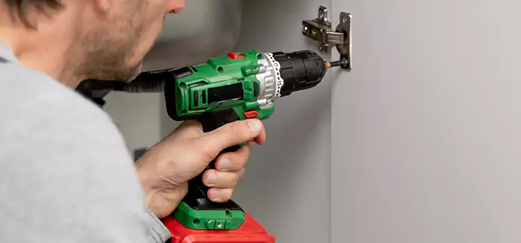 Commercial Door Hinge Repair Ankeny